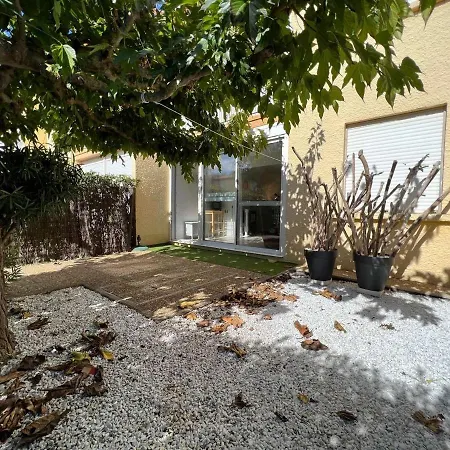 T2 Avec Jardinet, Parking Prive, A 150m De La - Sud, 4 Pers. - Fr-1-701-68 *